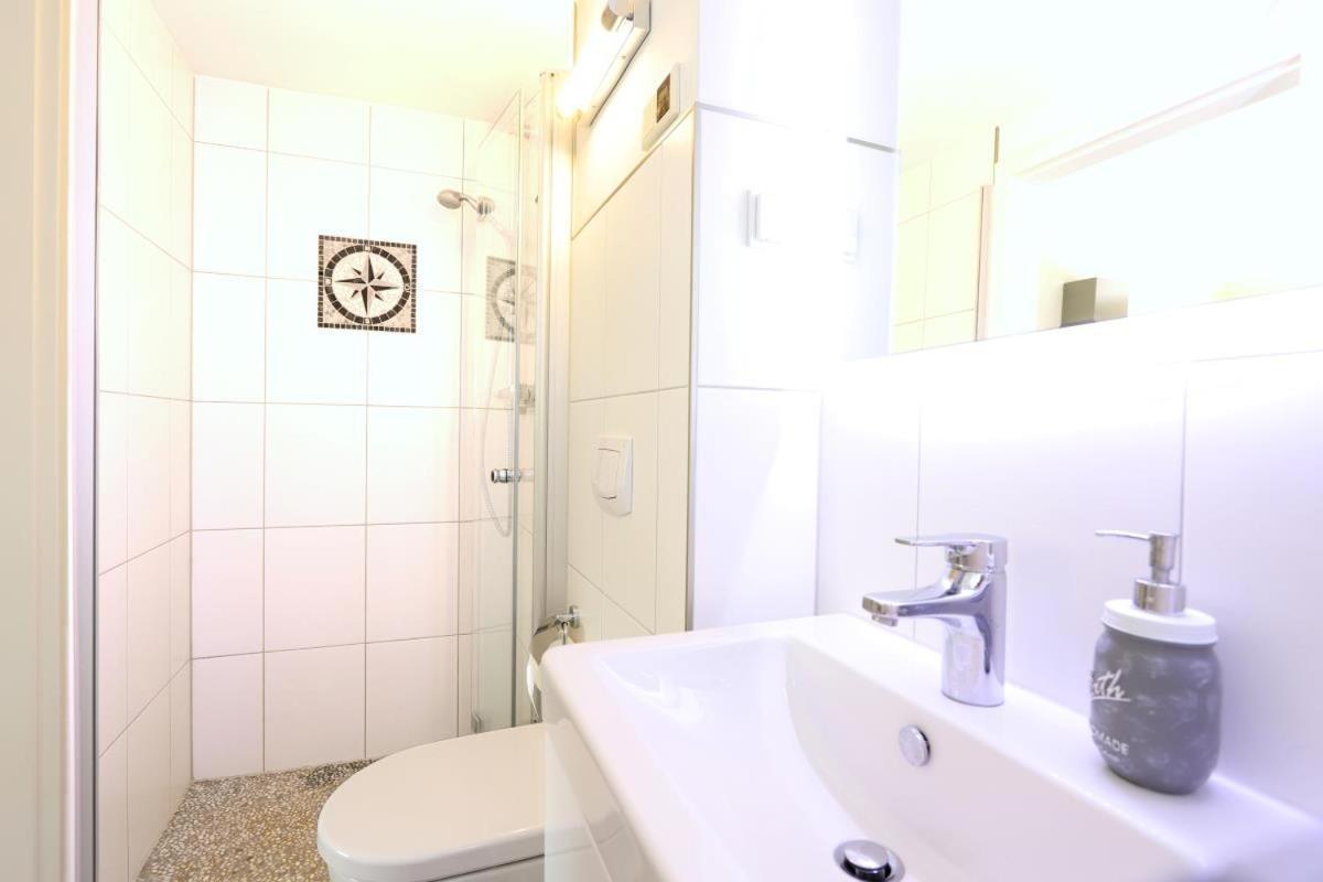 Appartement & Ferienwohnungen Thiess Rostock Exterior foto